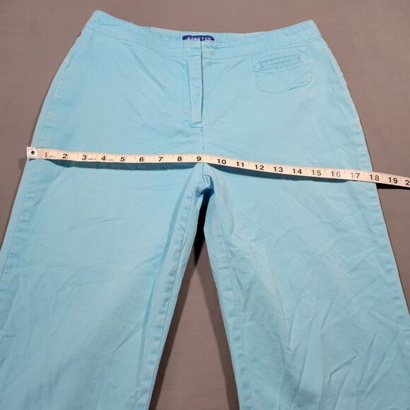JH Collectibles Stretch Capri Baby Blue Straight Leg Women's Petite Size 8 Pants - Picture 7 of 11